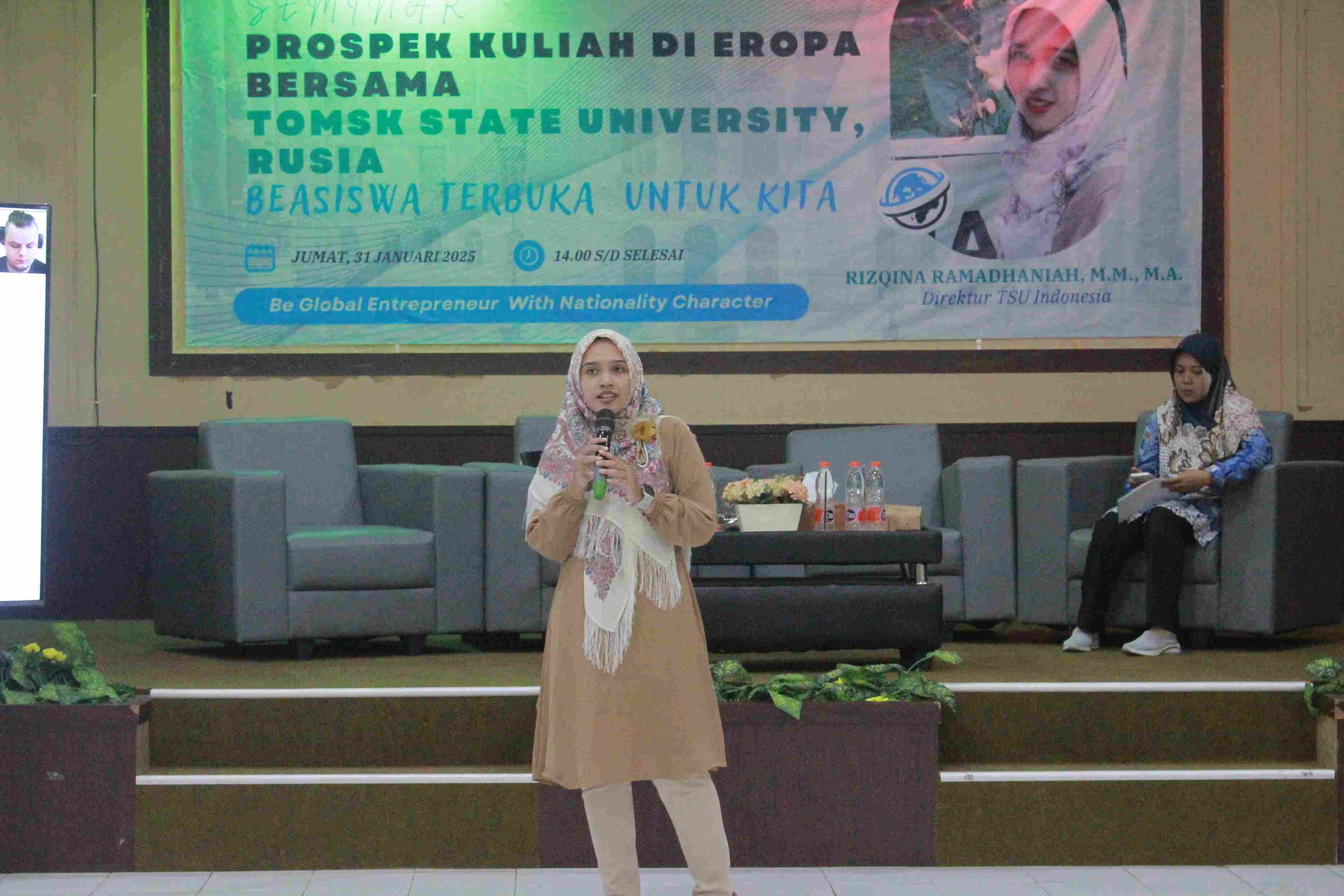 universitas-wiraraja-gelar-seminar-prospek-kuliah-di-eropa-bersama-tomsk-state-university-rusia_1738550607.jpg