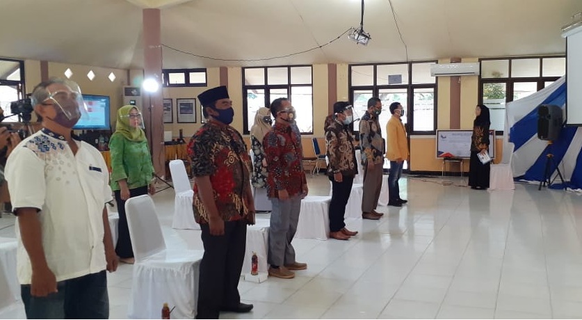 tingkatkan-pelayanan-kampus-gelontorkan-bantuan_1600998938.jpg