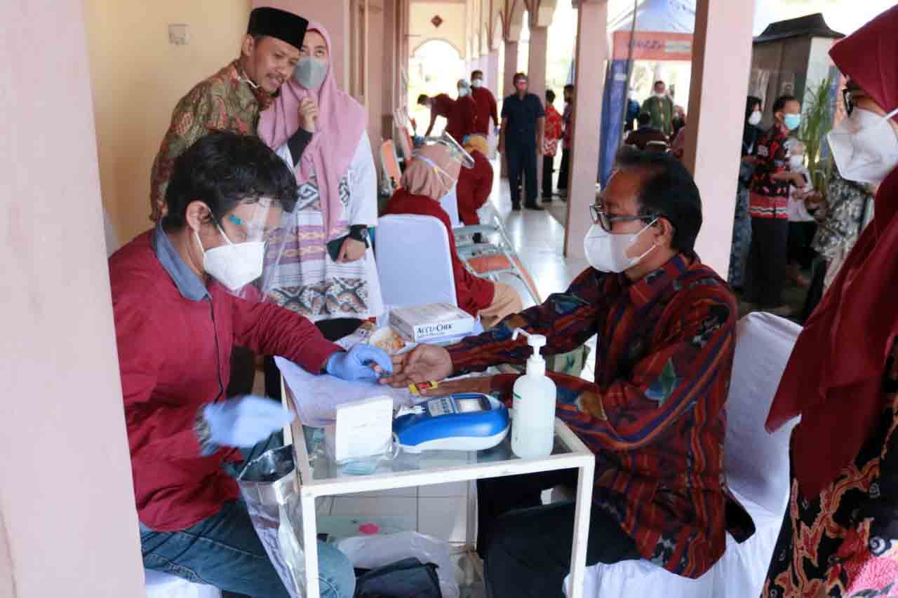 unija-gelar-aksi-donor-darah-untuk-kemanusiaan_1632385142.jpg